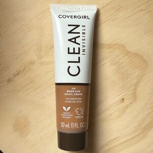 COVERGIRL 168 Clean Invisible Foundation - Warm Sun